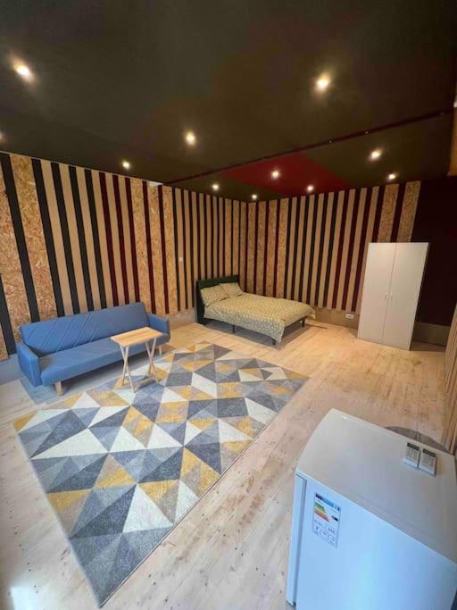 בורהמווד Newly Built Large Garden Ensuite Guest Studio מראה חיצוני תמונה