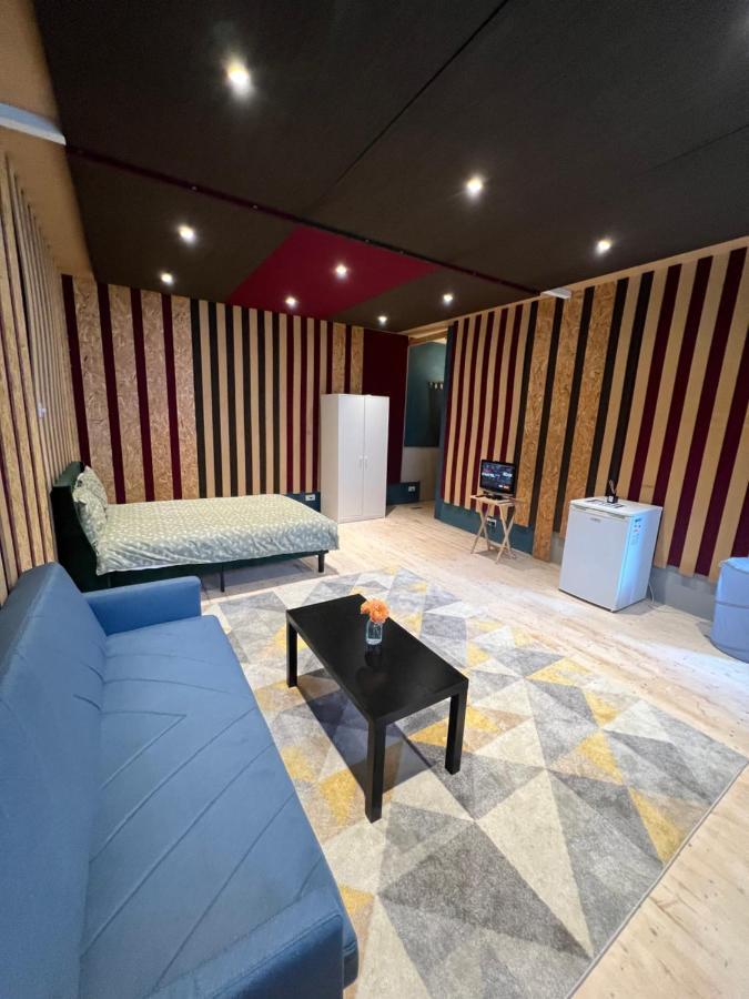 בורהמווד Newly Built Large Garden Ensuite Guest Studio מראה חיצוני תמונה