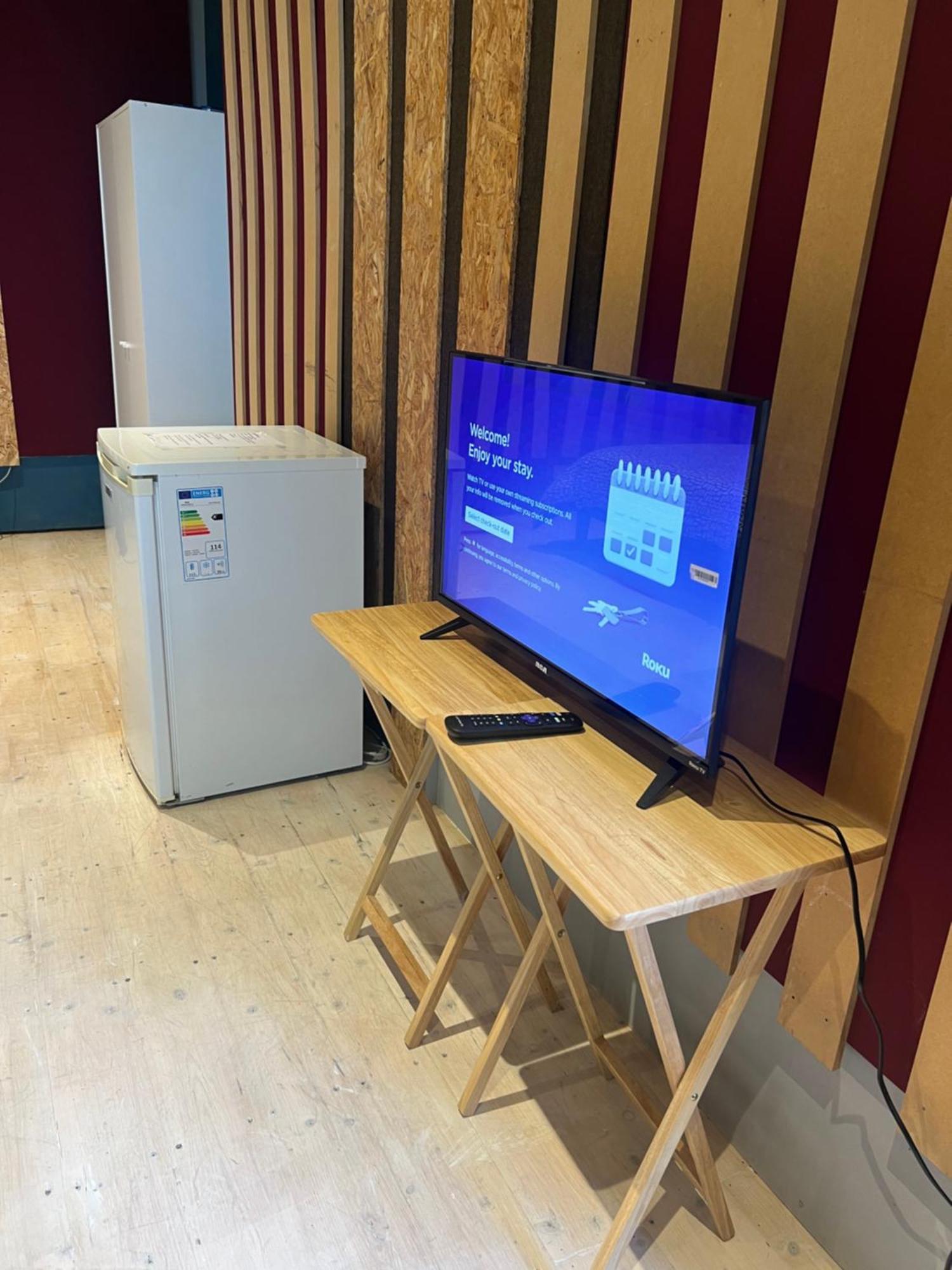 בורהמווד Newly Built Large Garden Ensuite Guest Studio מראה חיצוני תמונה